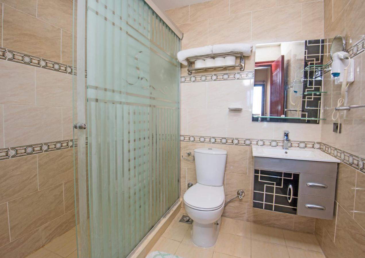 Premium Sea View 2 Bedrooms 2 Bathrooms Apartment Located Within Gravity Hotel & Aquapark Hurghada Esterno foto